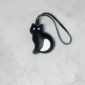 Black Cat Shaped Purse Charm